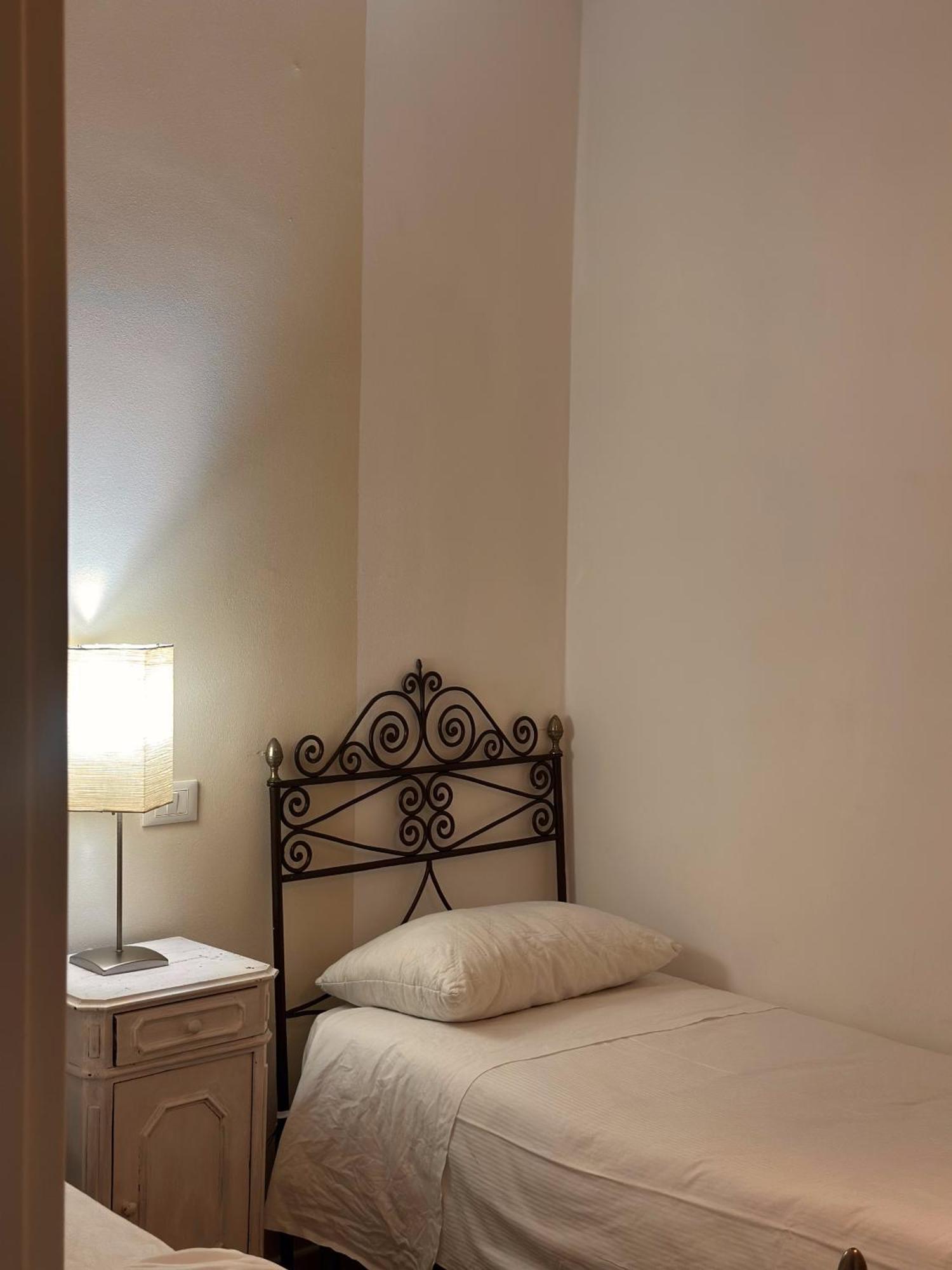 Contessa Reina Apartment Como Bagian luar foto