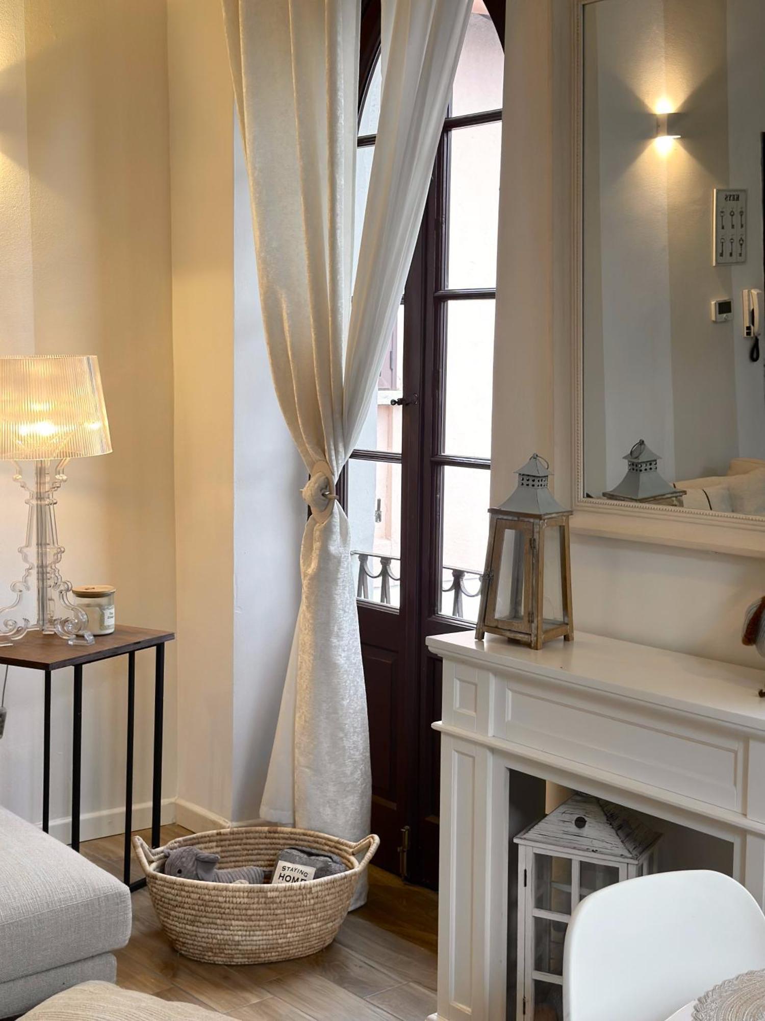 Contessa Reina Apartment Como Bagian luar foto